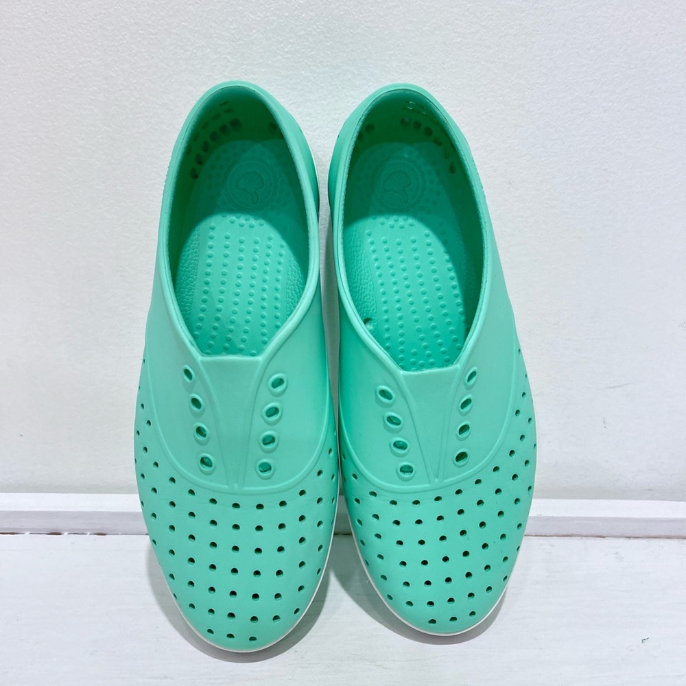 Native Women’s Jericho Mint Green Slip-On Shoes Size 6 - Picture 6 of 11